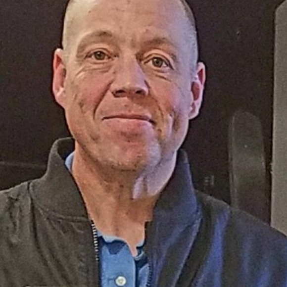 Meet your Posher, Michael - Picture 1 of 7